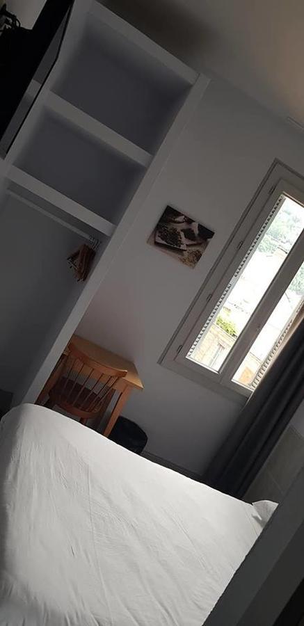 Hotel A La Croix De Malte ルルド エクステリア 写真